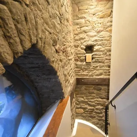 度假居 Grade Ii Listed Converted Church Tower - 6 Person *