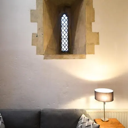 Grade Ii Listed Converted Church Tower - 6 Person * Bristol